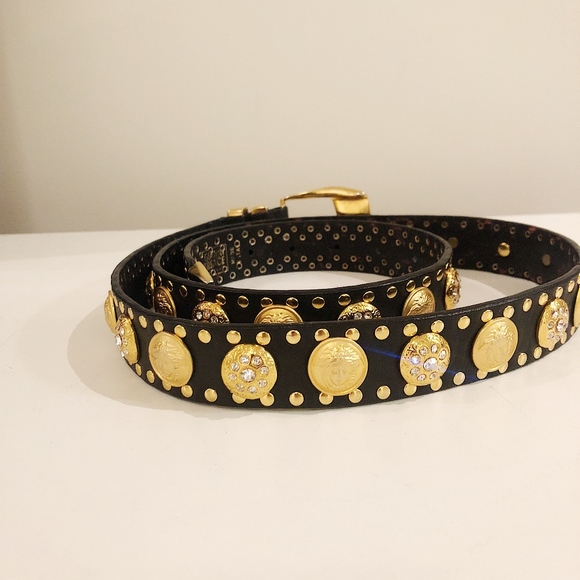 Auth GIANNI VERSACE medusa black leather gold belt - Picture 1 of 6